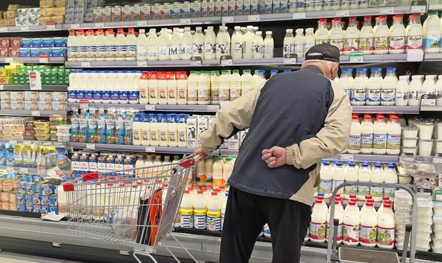 Россияне стали больше тратить на продукты